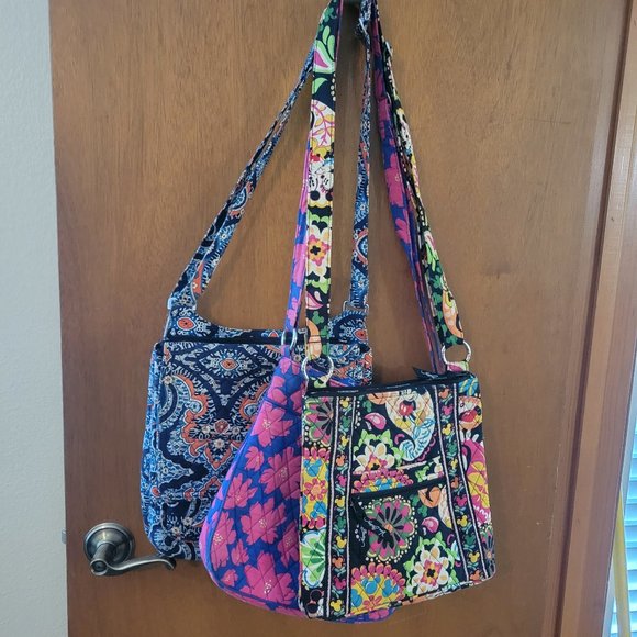 Purses - Picture 4 of 5
